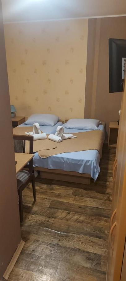 Pauza Motel Tarnowo Podgórne Kültér fotó