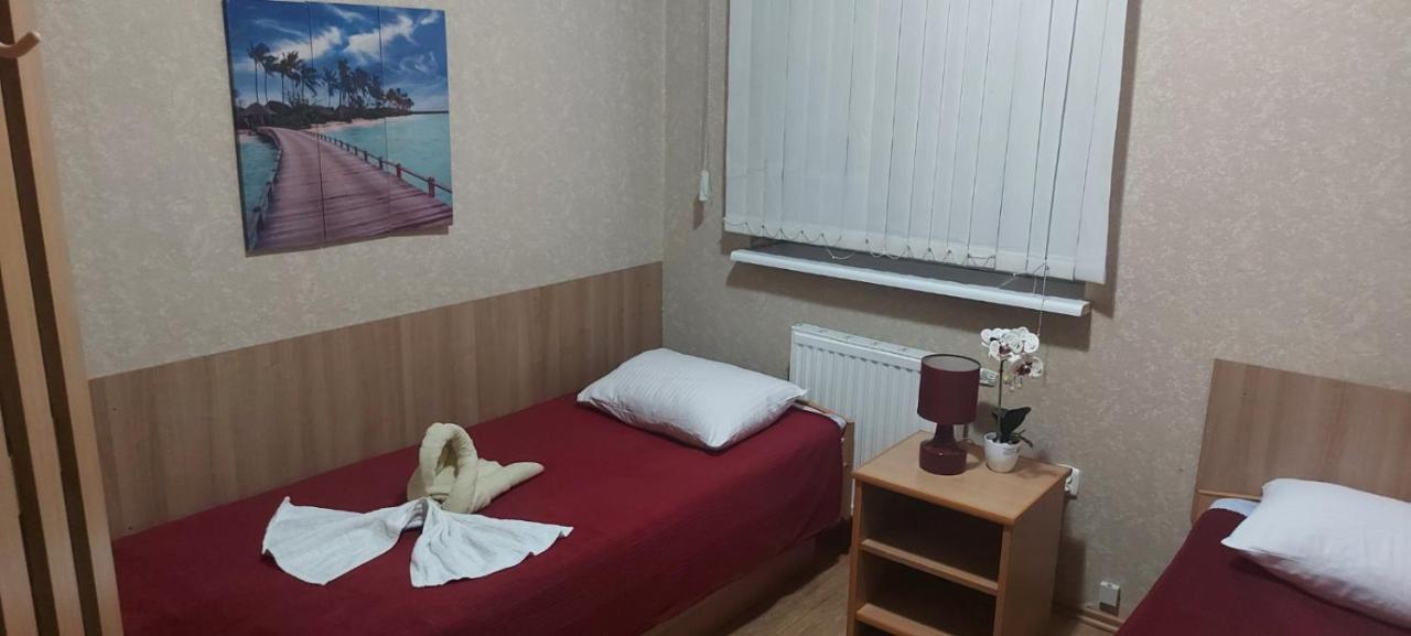 Pauza Motel Tarnowo Podgórne Kültér fotó