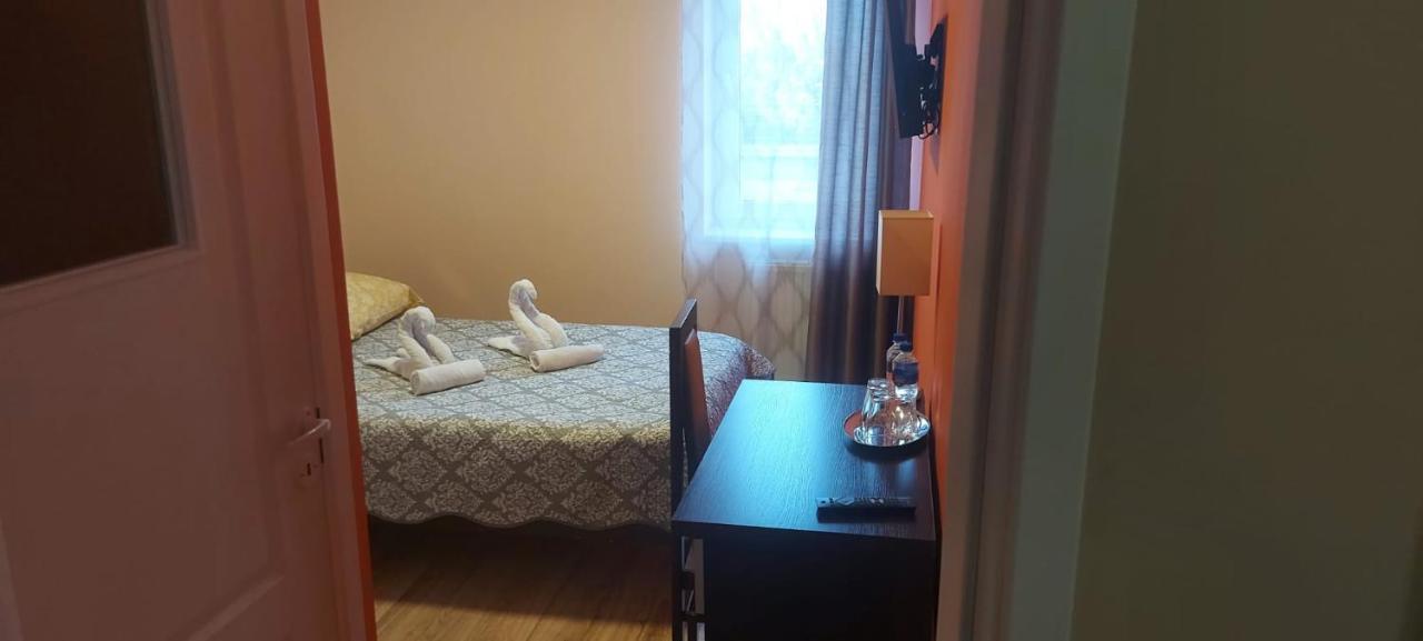 Pauza Motel Tarnowo Podgórne Kültér fotó