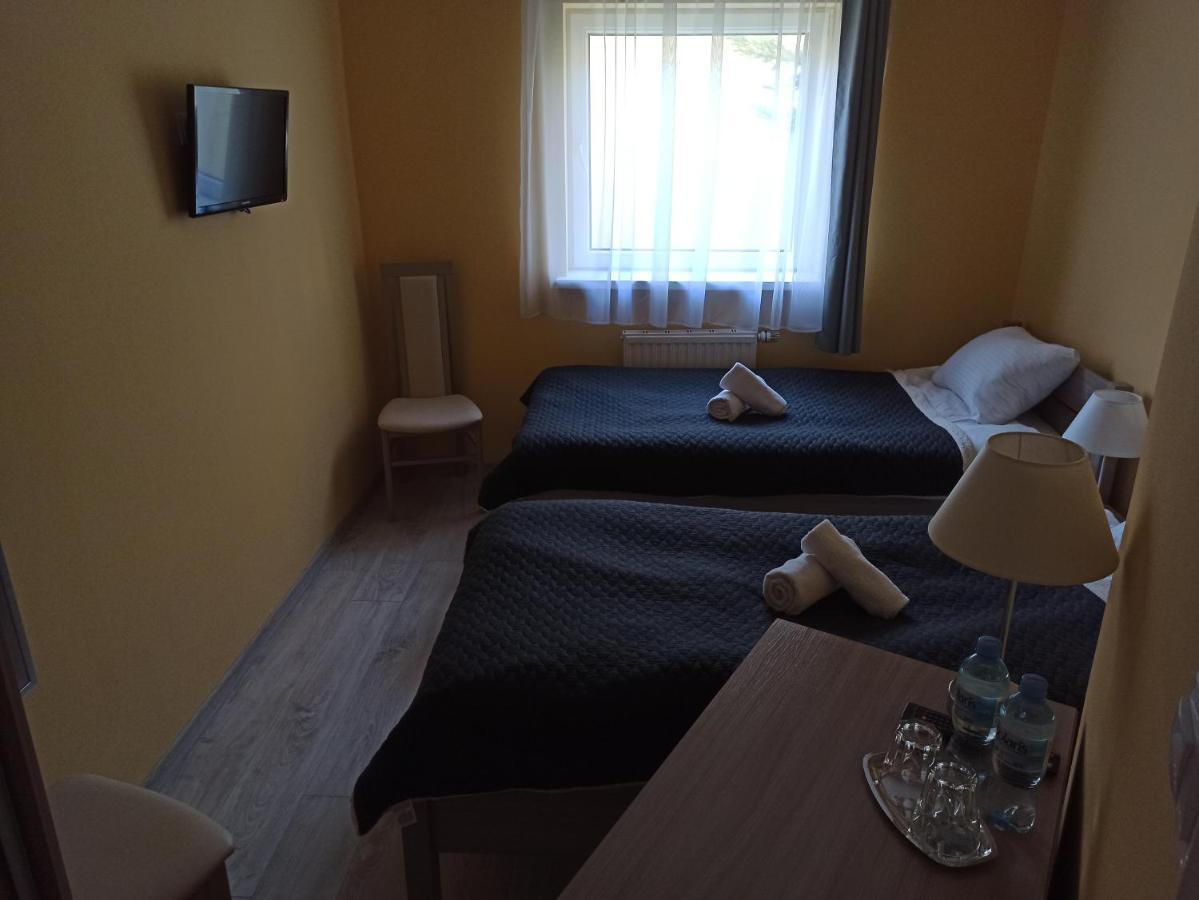 Pauza Motel Tarnowo Podgórne Kültér fotó