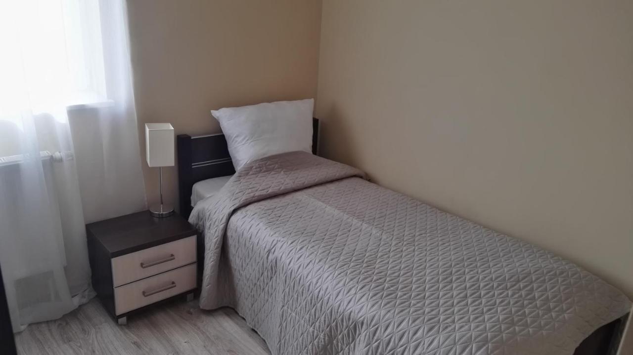 Pauza Motel Tarnowo Podgórne Kültér fotó