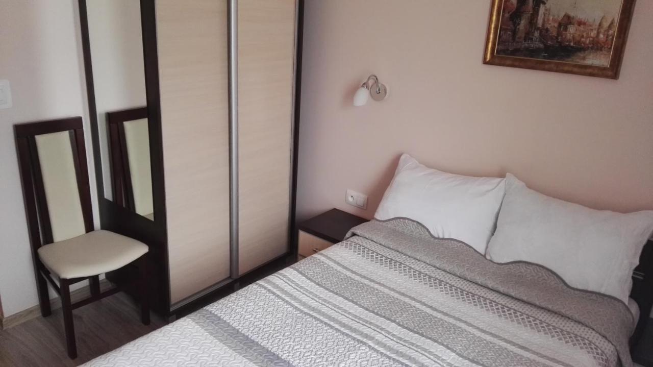Pauza Motel Tarnowo Podgórne Kültér fotó